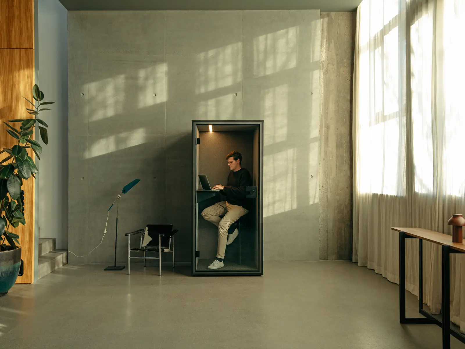Focus – Image 5